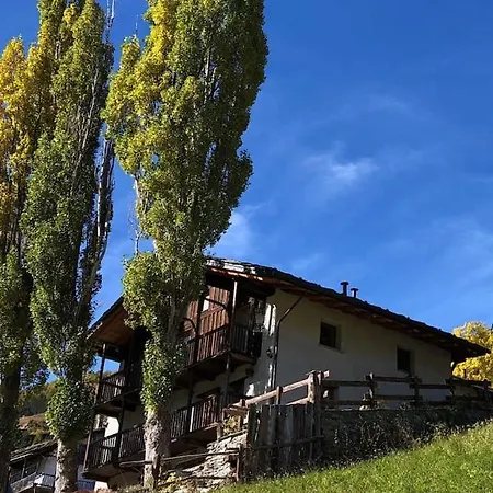 Hameau De Laval * Saint-Rhemy-En-Bosses