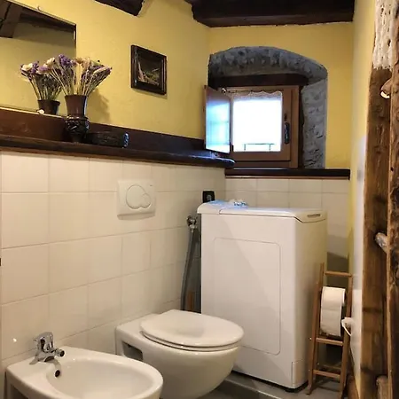 Hameau De Laval Chalé *