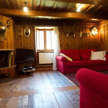 Hameau De Laval * Saint-Rhemy-En-Bosses