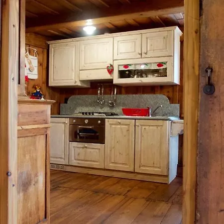Hameau De Laval Chalet *